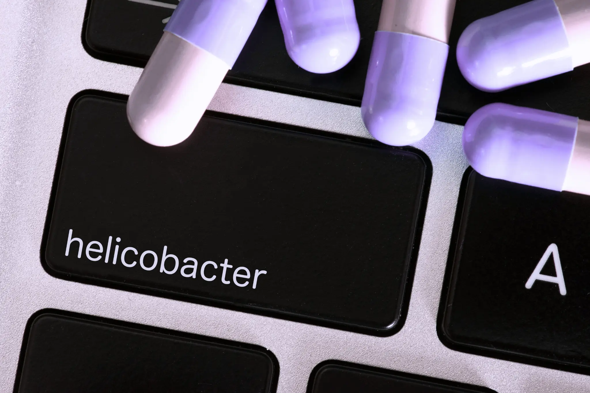 Częste bóle brzucha? To może być Helicobacter pylori!